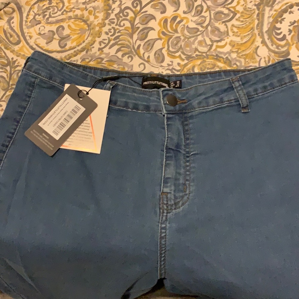 Pretty little thing medium wash skinny jeans